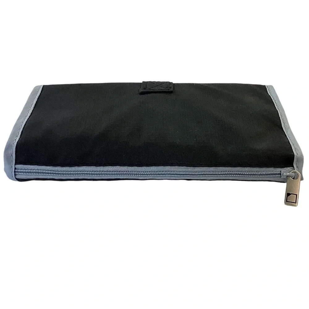 Lewis N Clark Black & Gray Deluxe Accessory / Pill Organizer AM/PM 16 Pouches